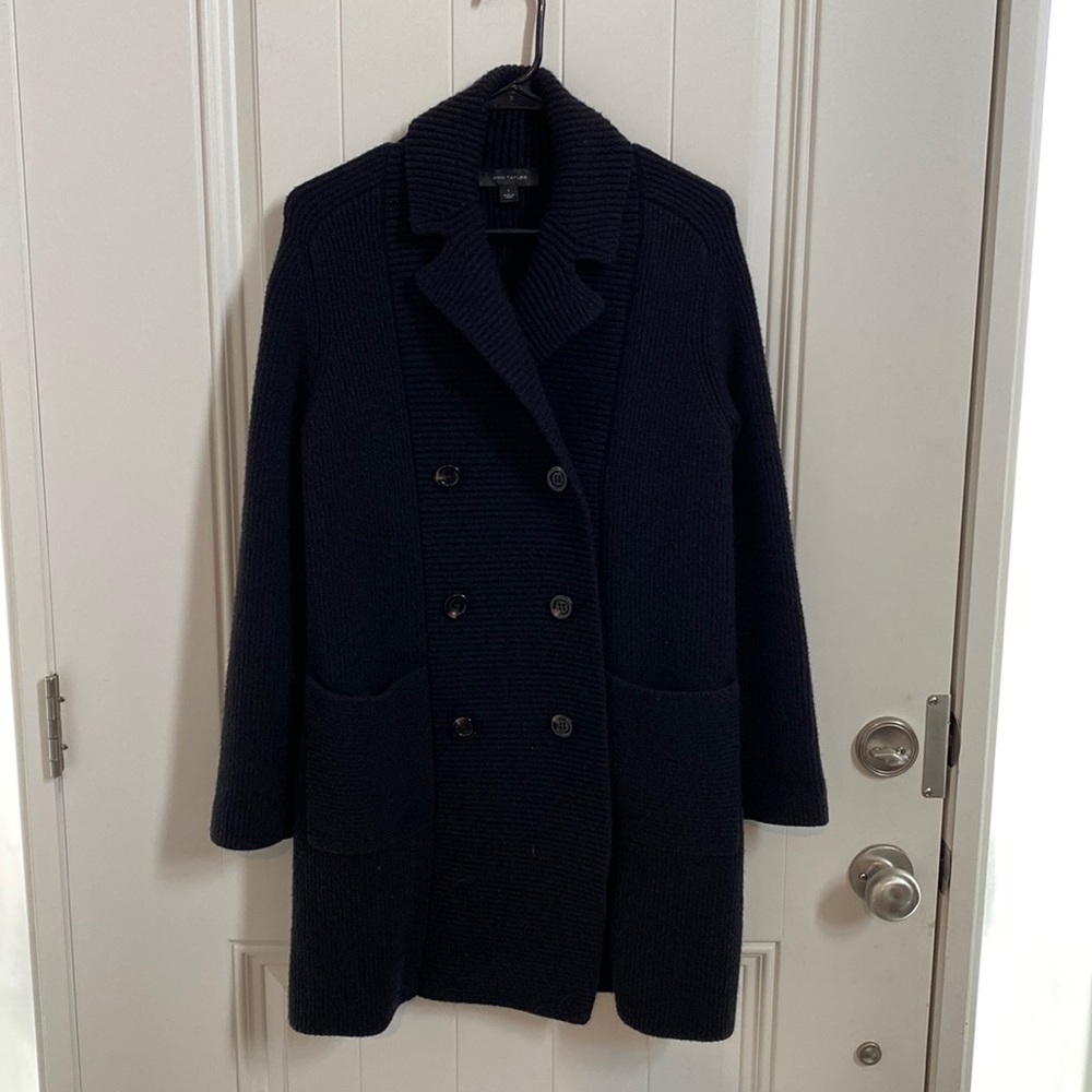 Sz Small Ann Taylor black knit sweater coat. Warm, cozy perfect for fall.